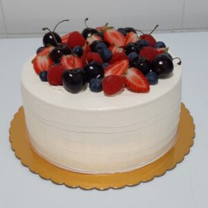 Pastel vegano frutos rojos